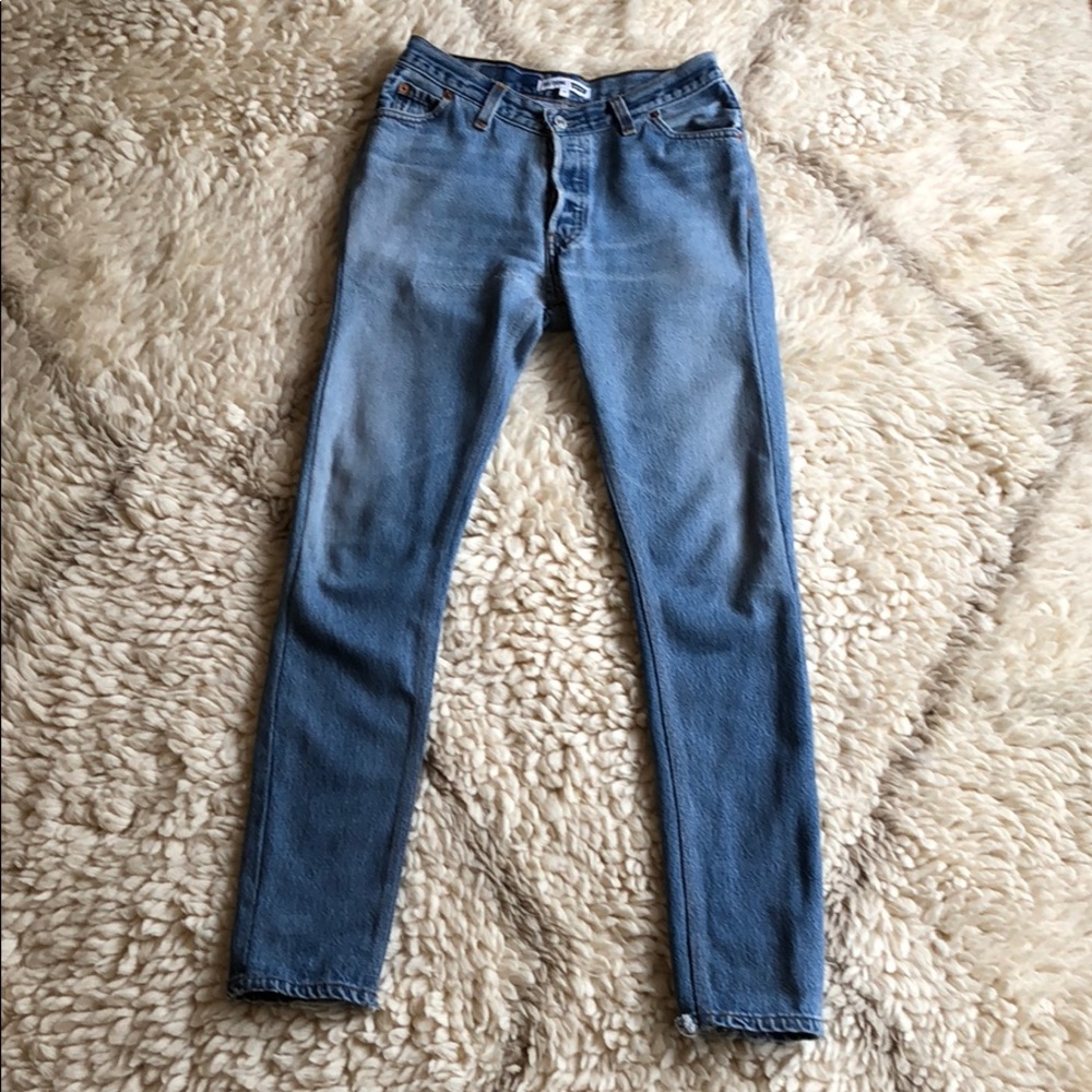 Gorgeous Re/Done Vintage Levi’s Size 24